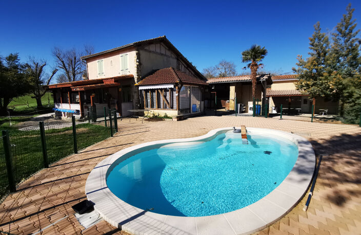 Propriété de 2 maisons avec piscine sur 11ha Armous et Cau ( — photo 2