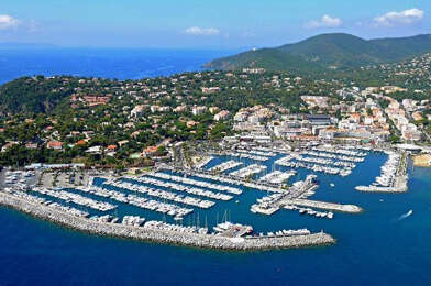 Commerce  142480 €