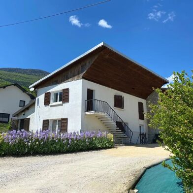 Maison 4 pièces 1150 €