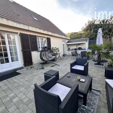 Maison 5 pièces 299000 €