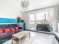 Albigny-sur-Saône: DERNIER ETAGE - GARAGE EN SOUS SOL - PARKING PIVRATIF - VUE PANORAMIQUE - BALCON DE 11m2 — photo 4