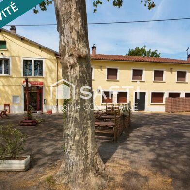 Immeuble  156960 €