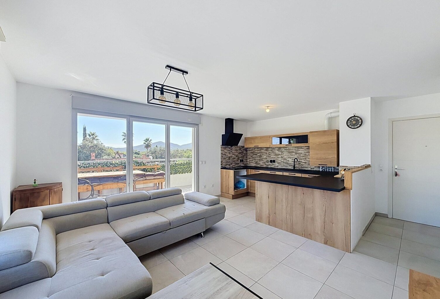 À vendre - Charmant T2 lumineux de 43 m² — photo 1