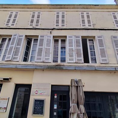 Immeuble  253000 €