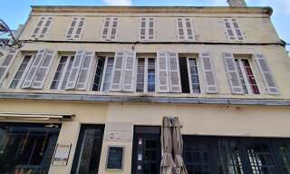 Immeuble  125 m² à vendre à Saint-Jean-d'Angély (17400)