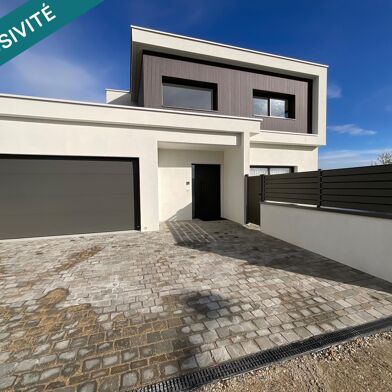 Maison 6 pièces 699000 €