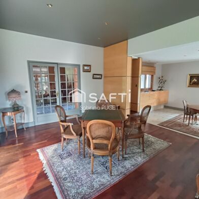 Maison 12 pièces 593000 €