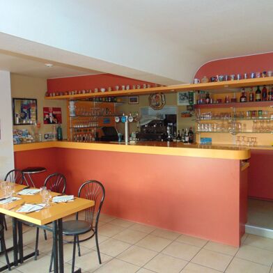 Commerce 6 pièces 99000 €