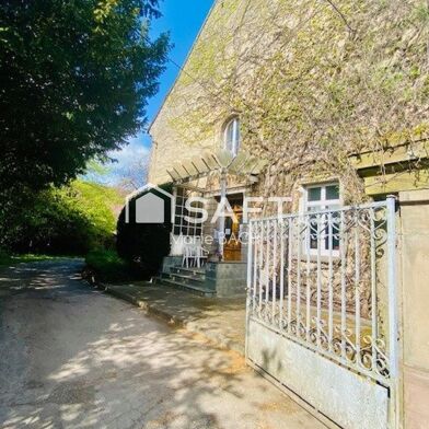 Immeuble  249000 €