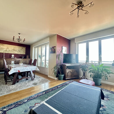 Appartement 4 pièces 299000 €