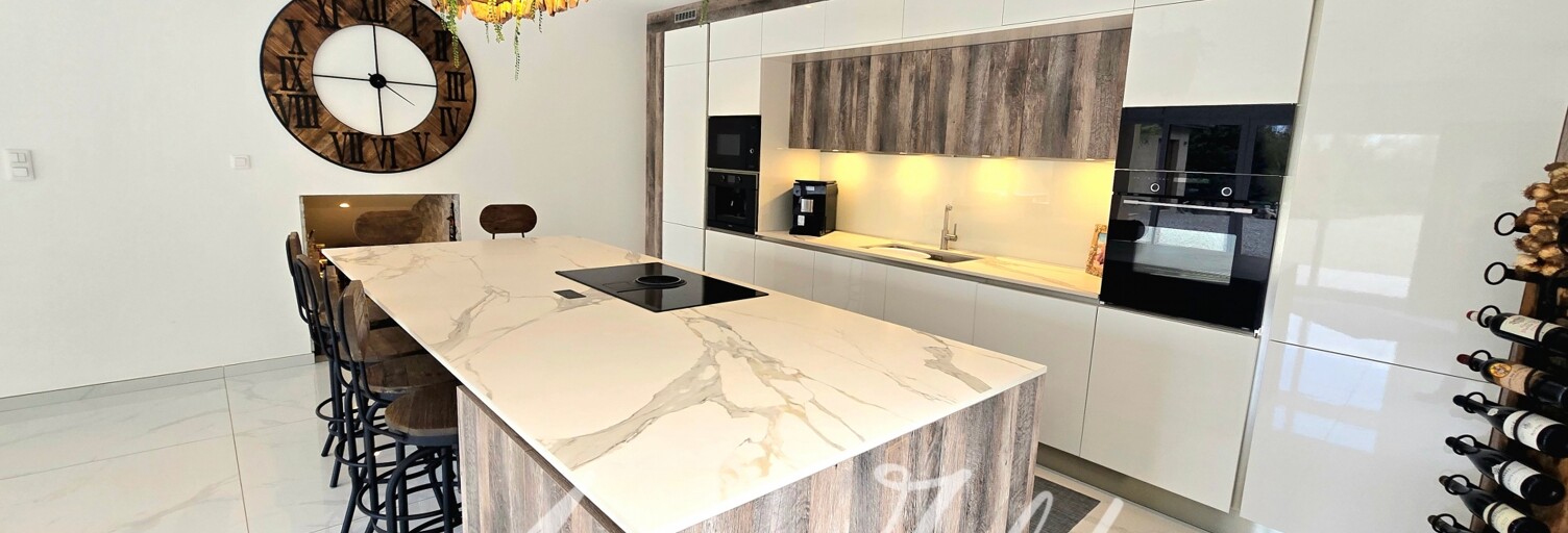 Maison 5 Pièces 183 m² à vendre à Les Abrets en Dauphiné (38490)