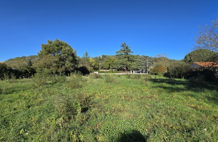 TERRAIN CONSTRUCTIBLE DE 1330 m² — photo 3