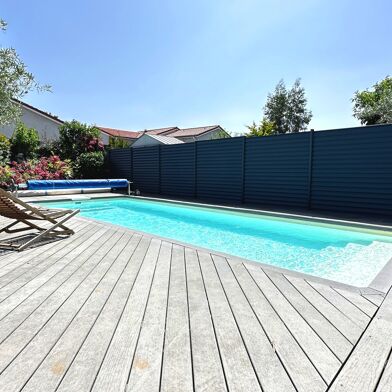 Appartement 11 pièces 429000 €