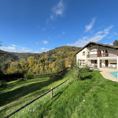 Maison 5 pièces 445000 €