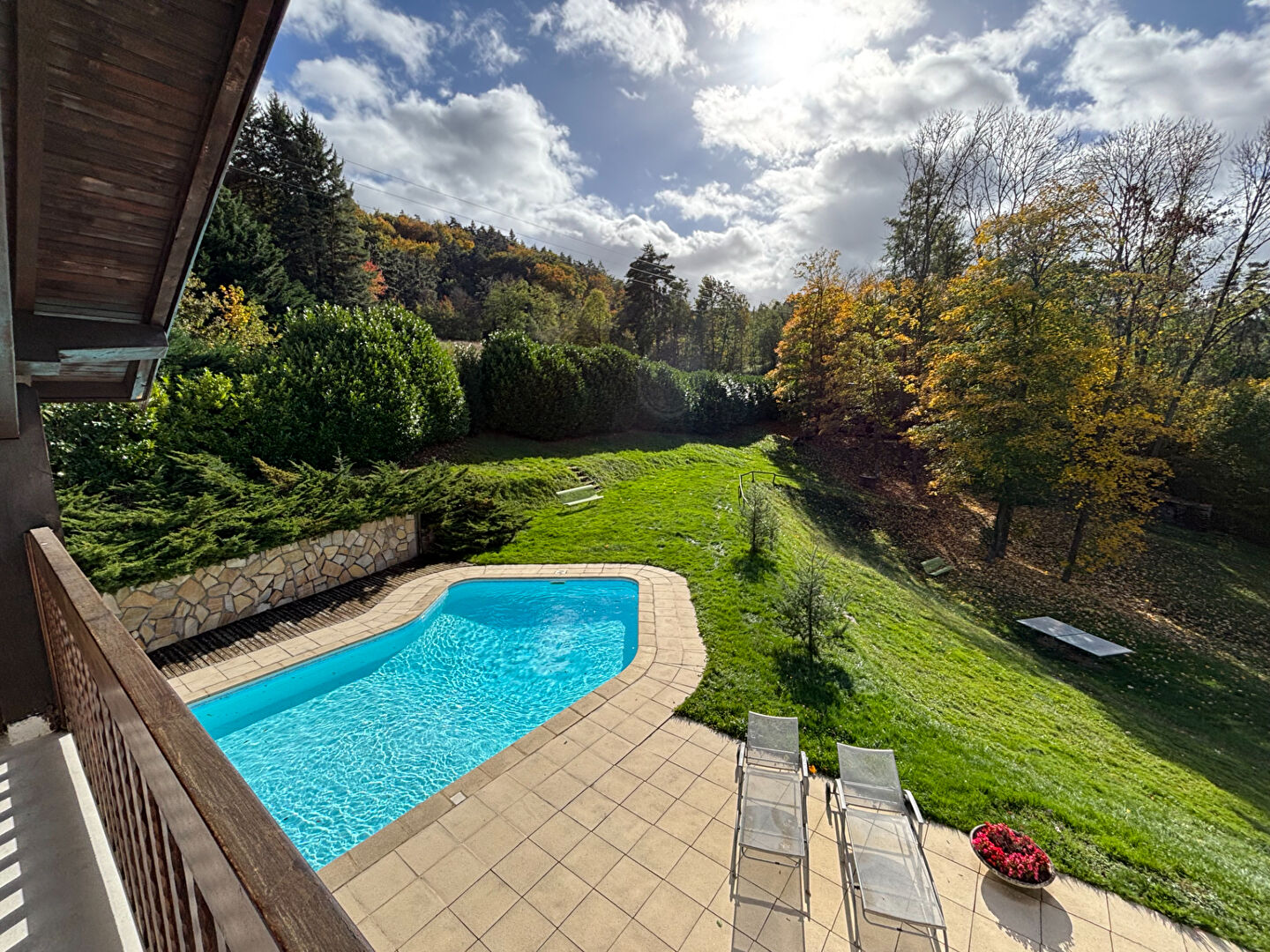 Photo Maison 5 pièce(s) 200 m2 image 2/4