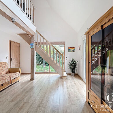 Maison 6 pièces 430500 €