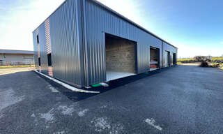 Commerce  176 m² à louer à Sauvagnon (64230)