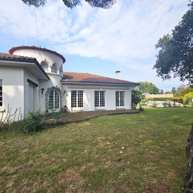 Maison 5 pièces 599000 €
