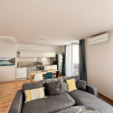 Appartement 3 pièces 240000 €