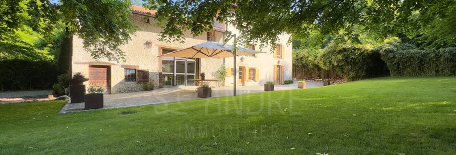 Maison 6 Pièces 303 m² à vendre à Charnècles (38140)