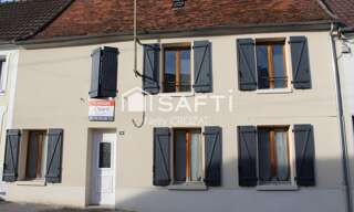 Maison 5 Pièces 100 m² à vendre à Neuilly-Saint-Front (02470)