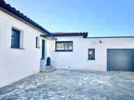 Villa moderne de plain-pied à Saint-Privat-des-Vieux   118 m2 habitables avec piscine — photo 2