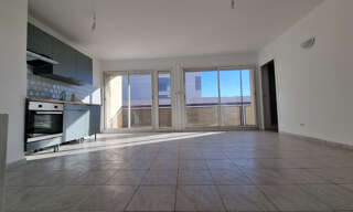 Appartement 4 Pièces 70 m² à louer à Marseille 3 (13003)