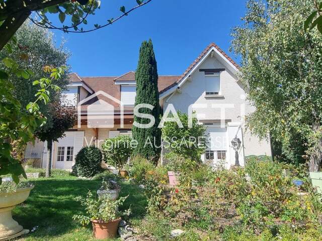 Deux maisons, 7 000 m² de terrain : un bien d'exception ! — photo du bien