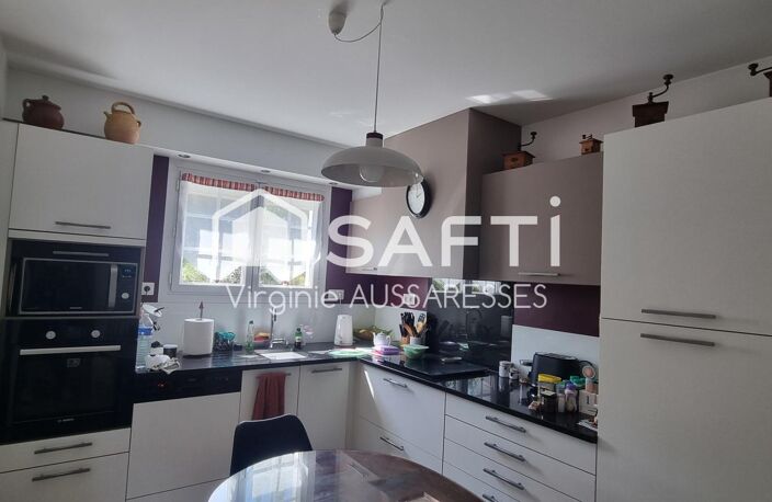 Deux maisons, 7 000 m² de terrain : un bien d'exception ! — photo 4