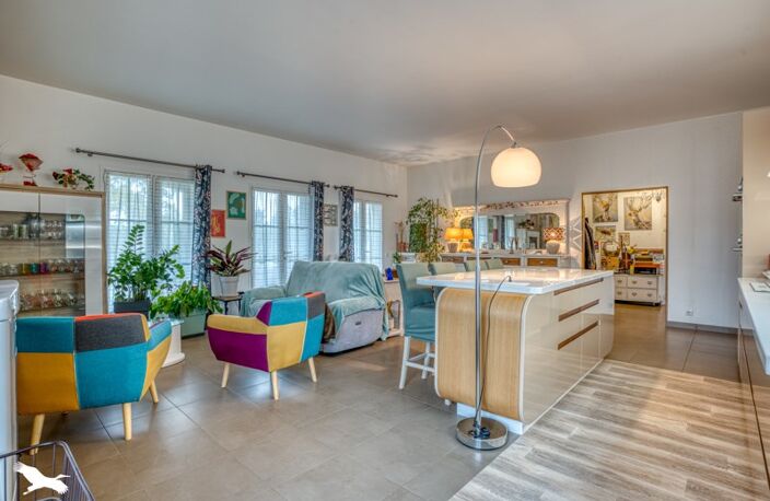 Contemporaine de 4 pièces principales — photo 3