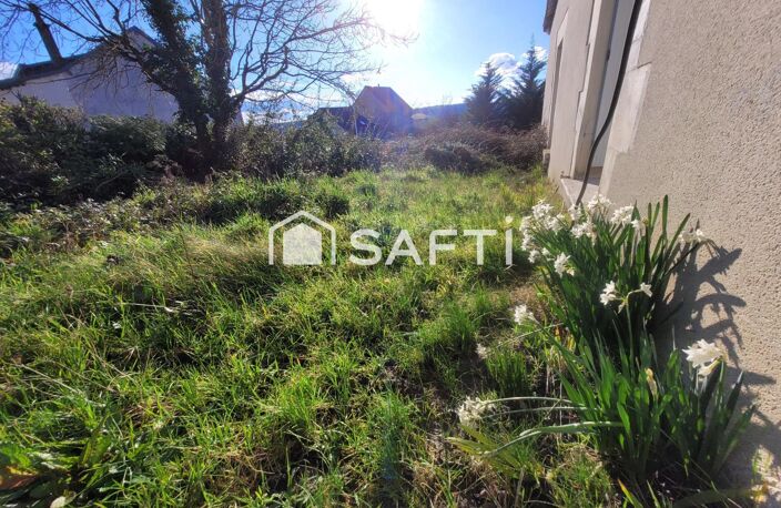 MAISON CENTRE VILLE 2ch + GD JARDIN + Dépendances — photo 3