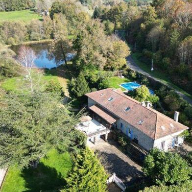 Maison 15 pièces 730800 €