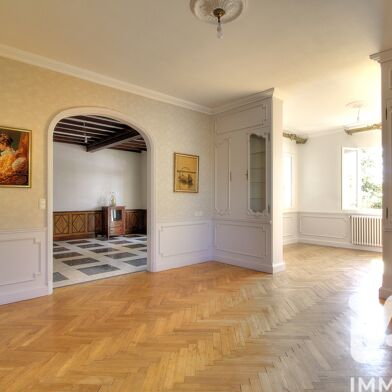 Maison 8 pièces 698000 €
