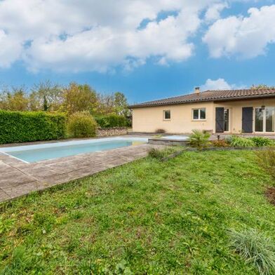 Maison 4 pièces 301815 €