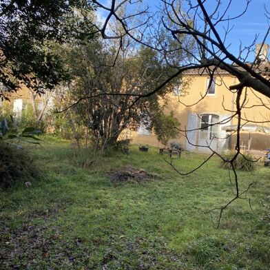 Immeuble  369000 €