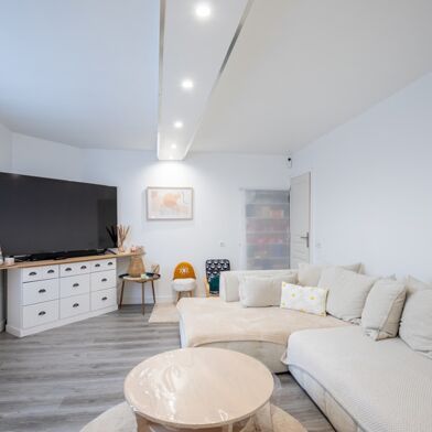 Maison 7 pièces 313990 €