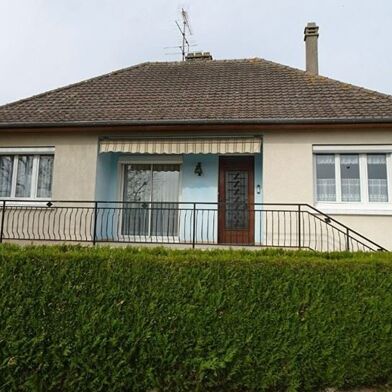 Maison 4 pièces 140400 €