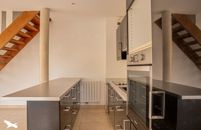 Maison en pierre de 4 pièces principales — photo 3