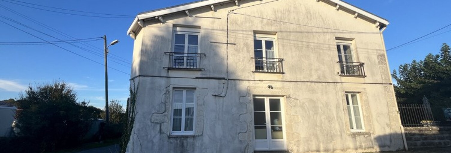 Maison 4 Pièces 89 m² à vendre à Les Essards (17250)