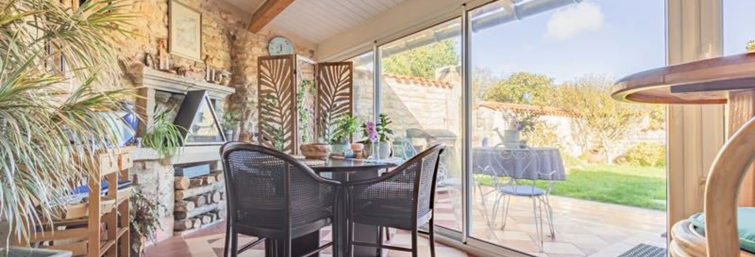 Maison 5 Pièces 125 m² à vendre à Beurlay (17250)