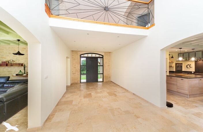 Vente maison 9 pièces 290 m² Bellefond (33760) — photo 2