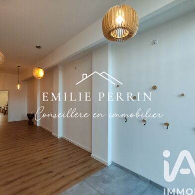 Maison 10 pièces 499999 €