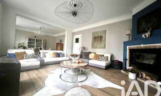 Maison 9 Pièces 260 m² à vendre à Gondecourt (59147)