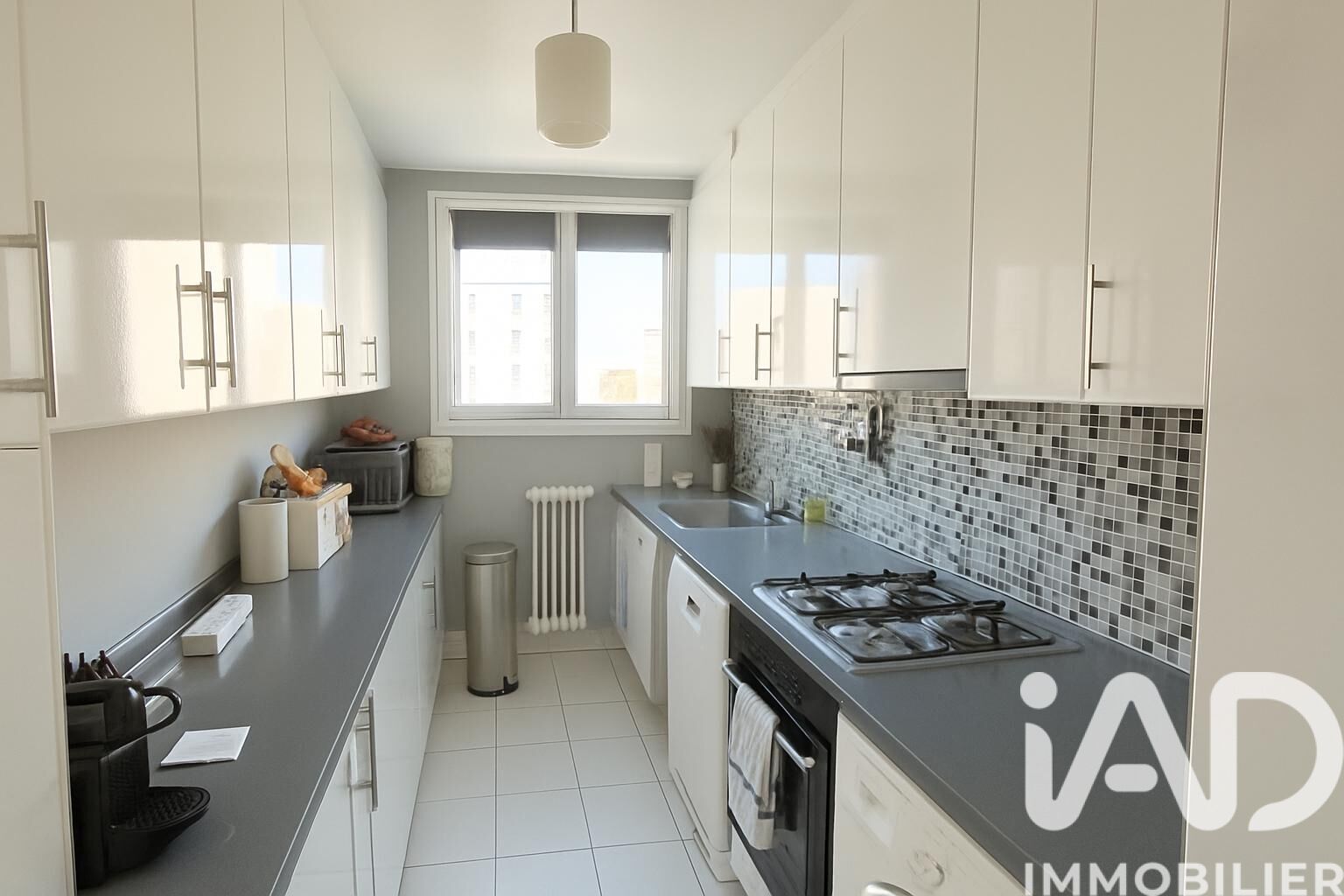 Asnieres-sur-Seine - 55m² - 3p. - 2ch.