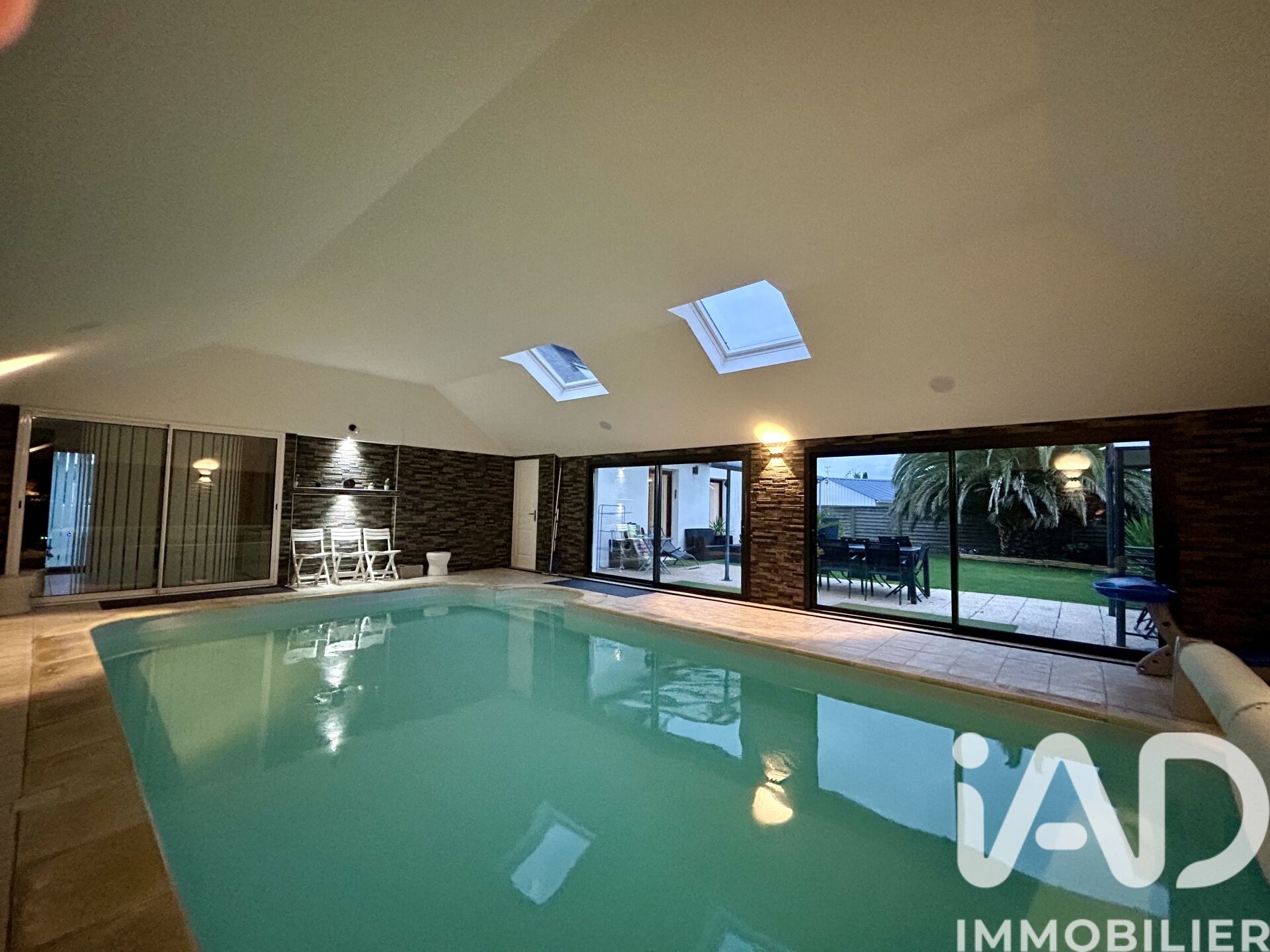 Vente Maison/villa 8 pièces - Photo 2