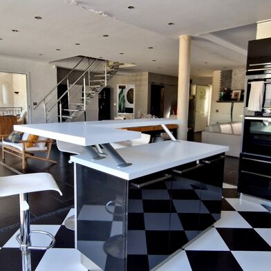 Maison 7 pièces 570000 €