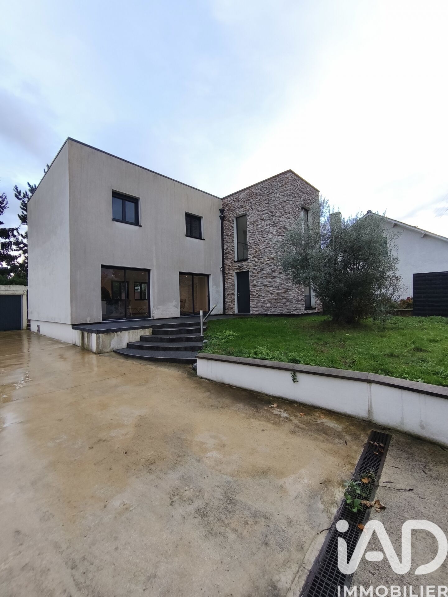Vente Maison/villa 5 pièces - Photo 2