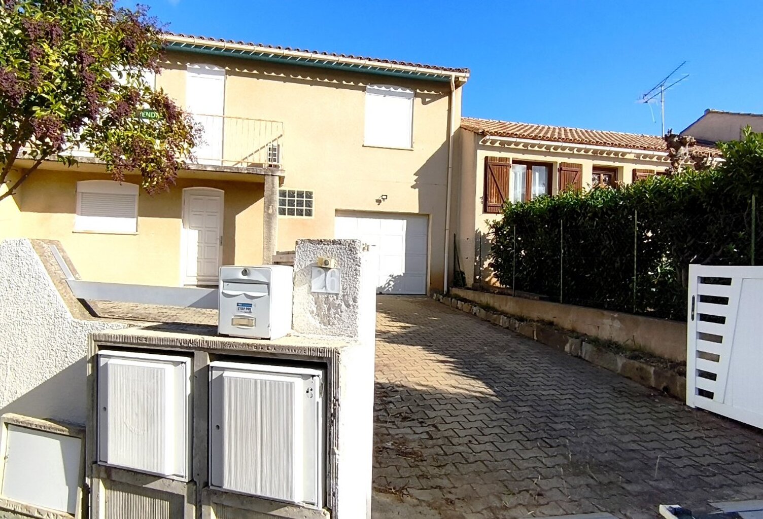 34500 Béziers-Maison 80m2-garage-leclerc — photo 1