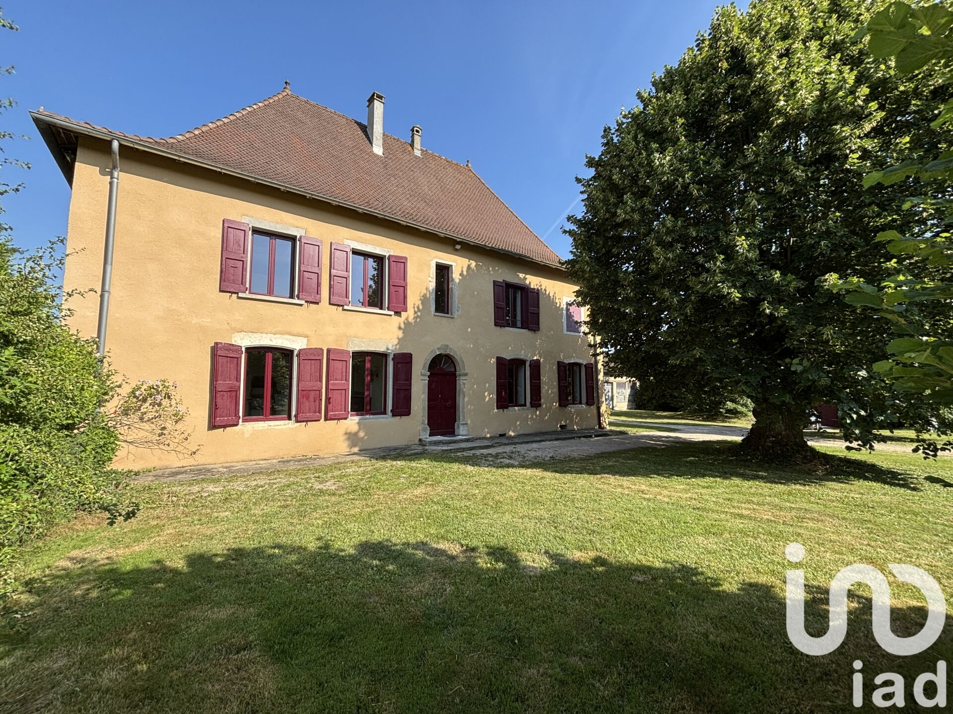 La-Batie-Montgascon - 196m² - 7p. - 4ch.