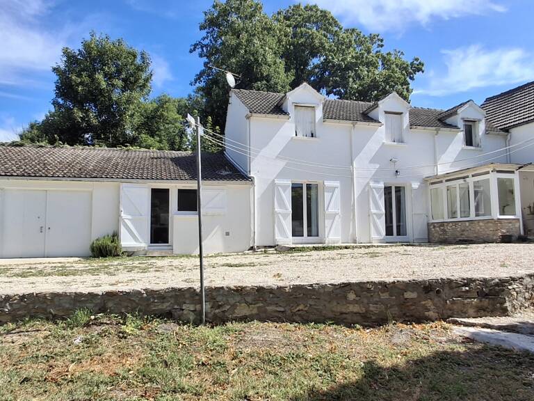 Vente Maison/villa 8 pièces — photo 1